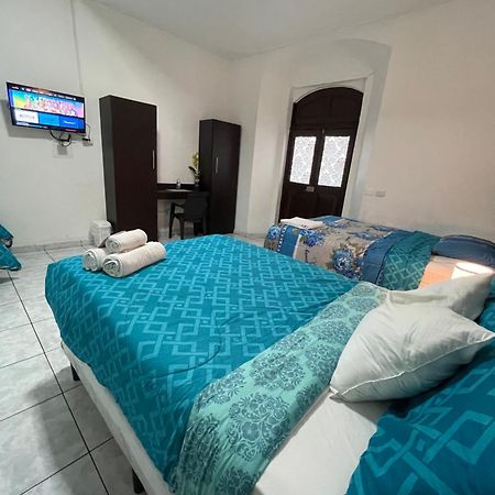 Hotel Y Cafe Ixmati Suchitoto Luaran gambar