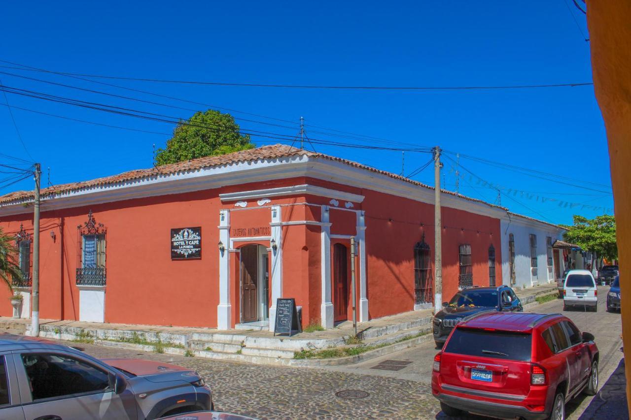 Hotel Y Cafe Ixmati Suchitoto Luaran gambar