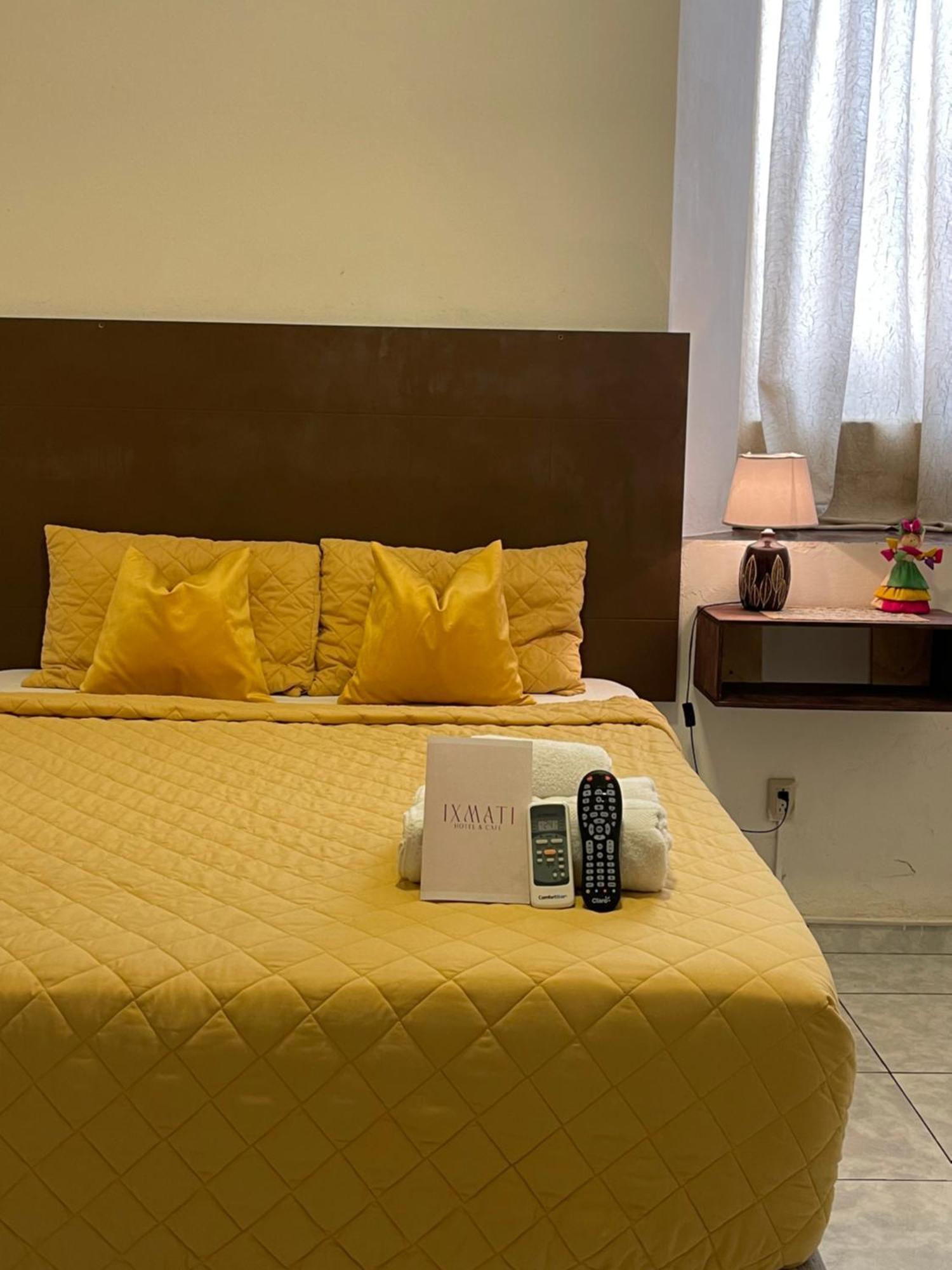 Hotel Y Cafe Ixmati Suchitoto Luaran gambar