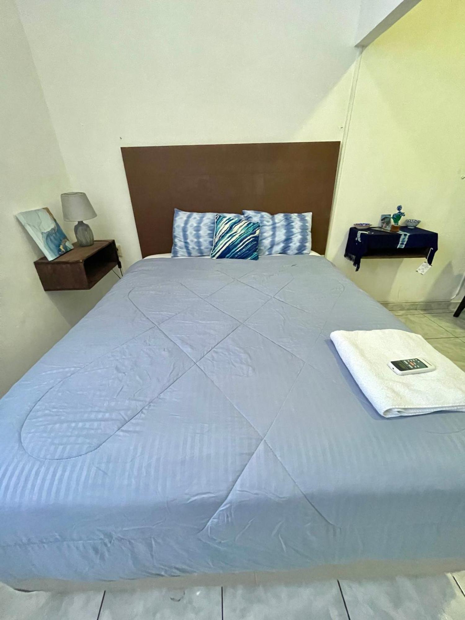 Hotel Y Cafe Ixmati Suchitoto Luaran gambar